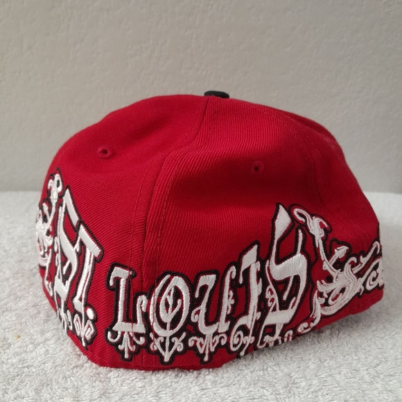 St. LOUIS - Picture 5 of 5